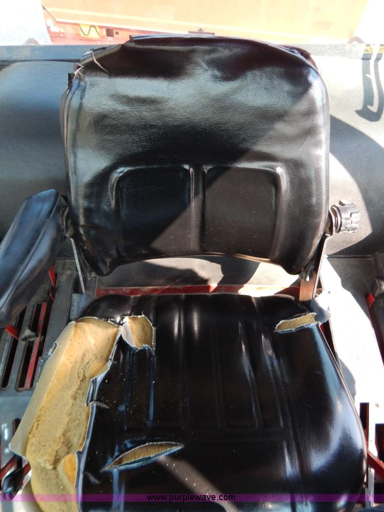 image for item G3406 International F986 tractor