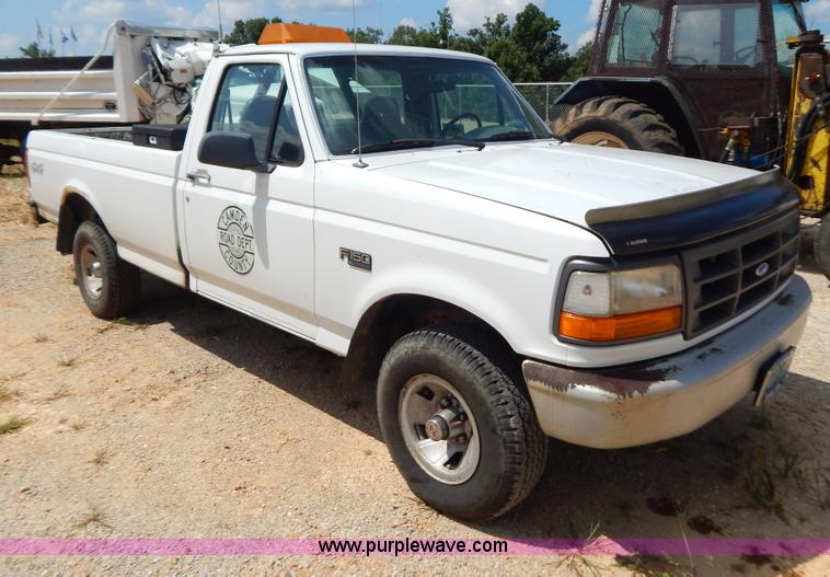 image for item G3480 1996 Ford F150 XL pickup truck