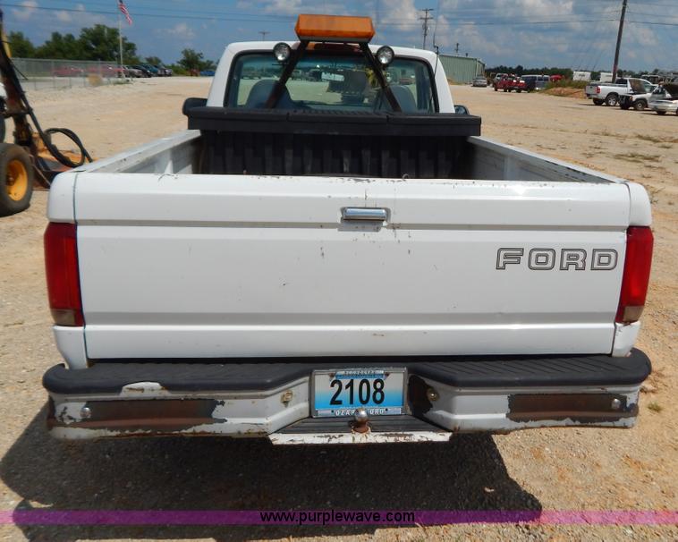 image for item G3480 1996 Ford F150 XL pickup truck