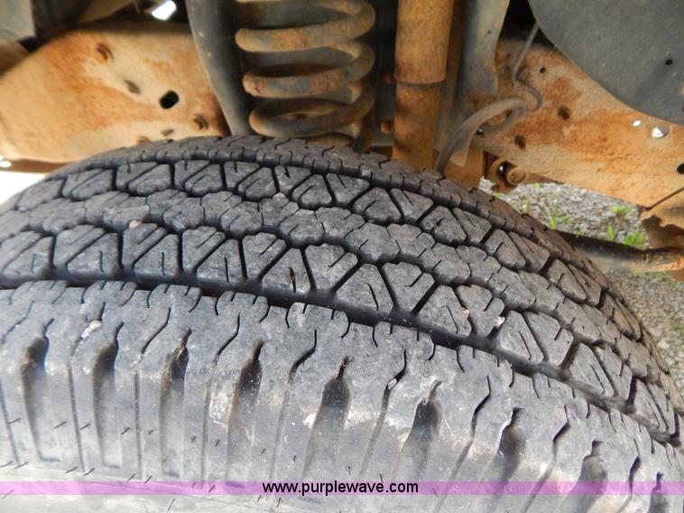 image for item G3480 1996 Ford F150 XL pickup truck