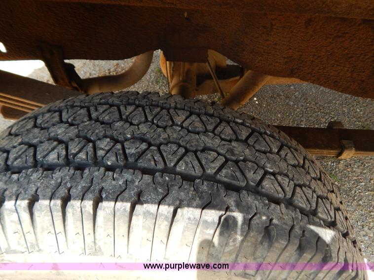 image for item G3480 1996 Ford F150 XL pickup truck