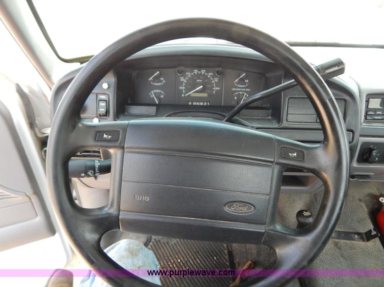 image for item G3480 1996 Ford F150 XL pickup truck