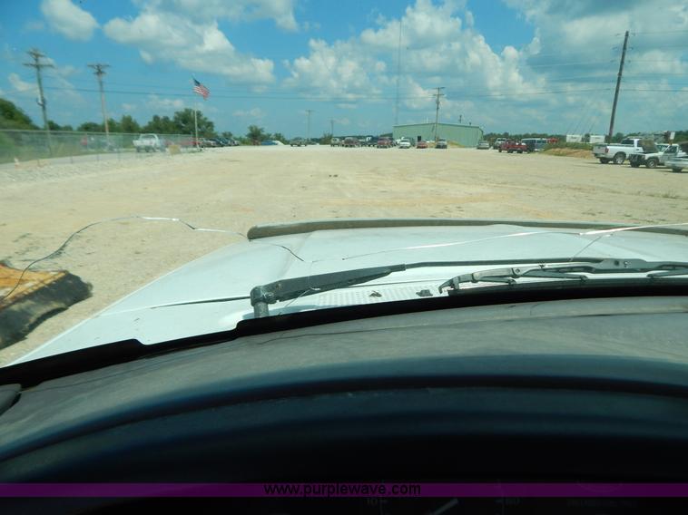 image for item G3480 1996 Ford F150 XL pickup truck