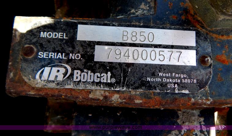 image for item G3489 Bobcat B850 hydraulic hammer