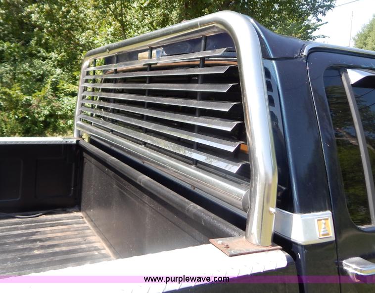 image for item G3500 1986 Chevrolet C30 pickup truck