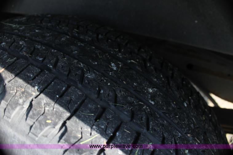 image for item G4050 2004 Chevrolet Express 1500 van