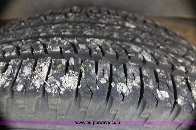 image for item G4051 2004 Chevrolet Express 1500 van