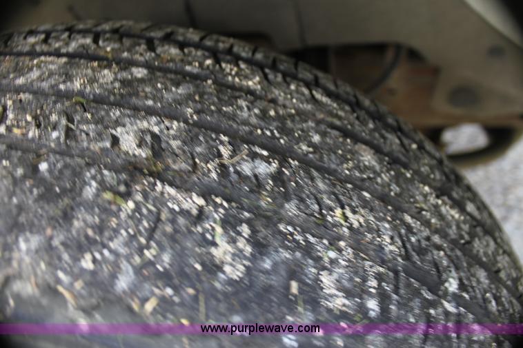 image for item G4051 2004 Chevrolet Express 1500 van