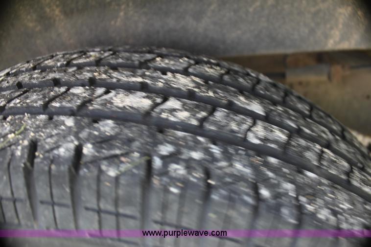 image for item G4051 2004 Chevrolet Express 1500 van