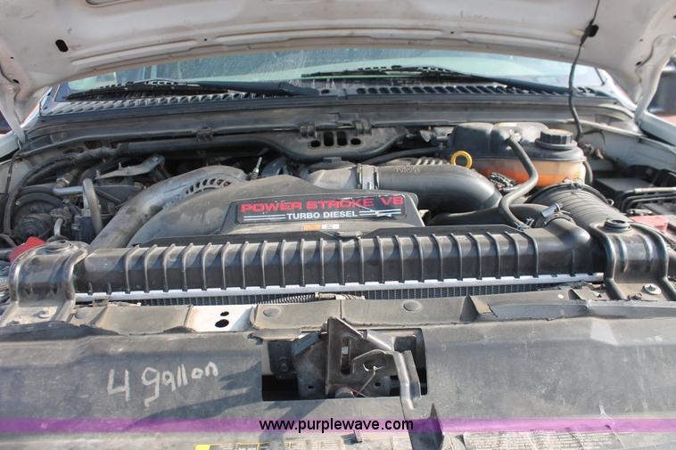 image for item H3503 2006 Ford F450 XL Super Duty stake bed truck