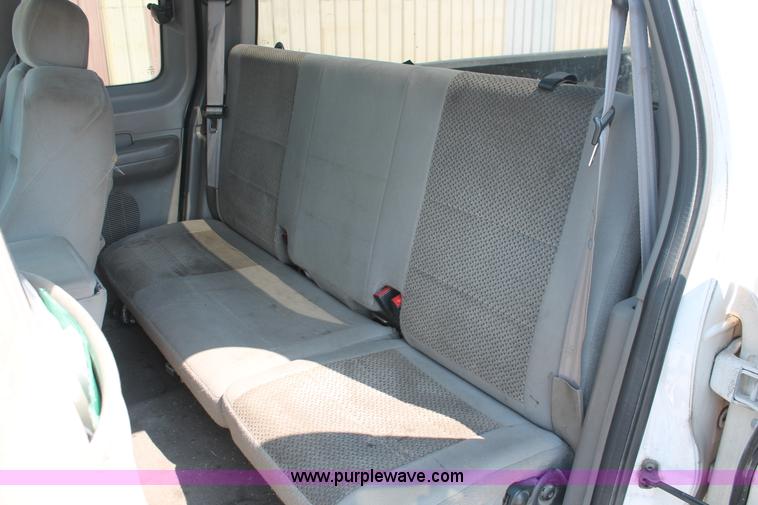 image for item H3513 2003 Ford F150 XLT SuperCab pickup truck