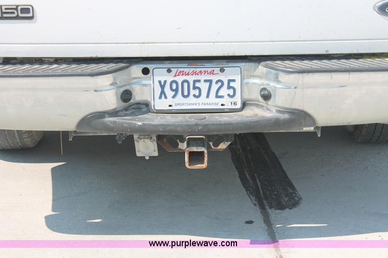 image for item H3513 2003 Ford F150 XLT SuperCab pickup truck