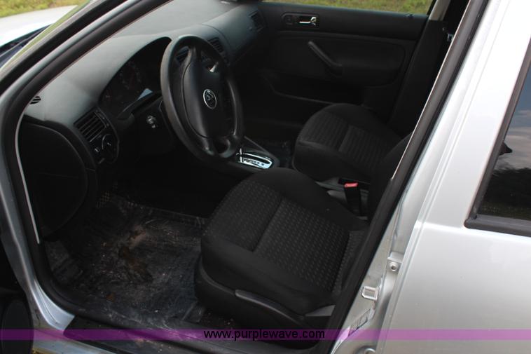 image for item H6541 2003 Volkswagen Jetta GL