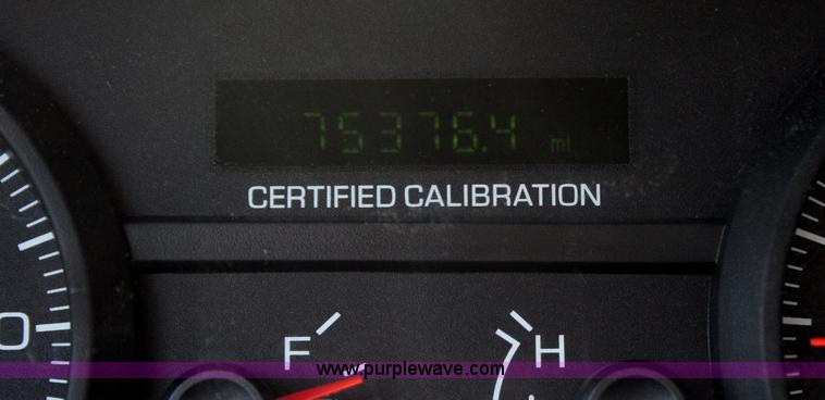 image for item H6617 2006 Ford Crown Victoria Police Interceptor