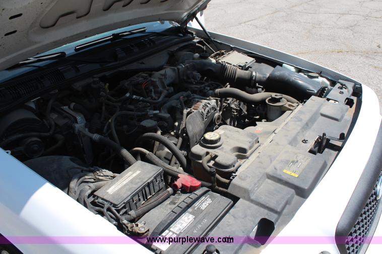 image for item H6617 2006 Ford Crown Victoria Police Interceptor