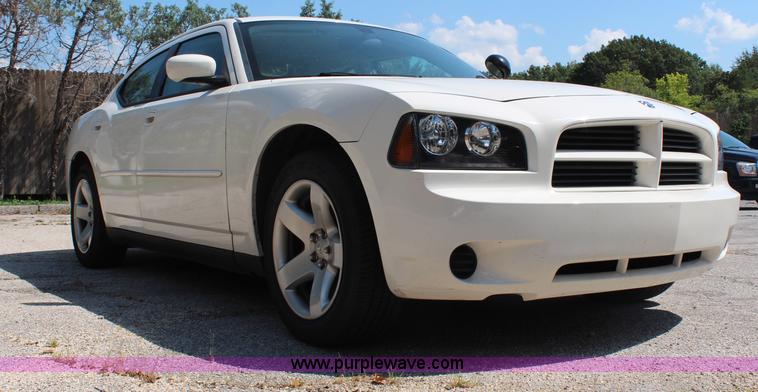 image for item H6618 2009 Dodge Charger SE