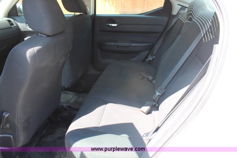 image for item H6618 2009 Dodge Charger SE