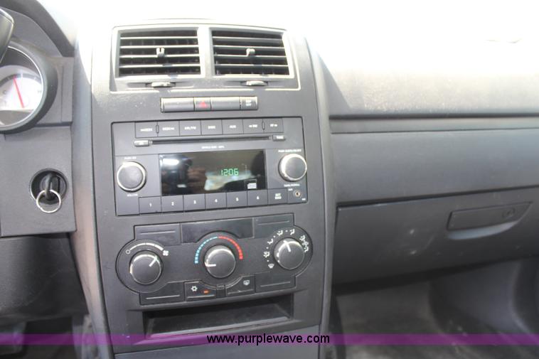 image for item H6618 2009 Dodge Charger SE