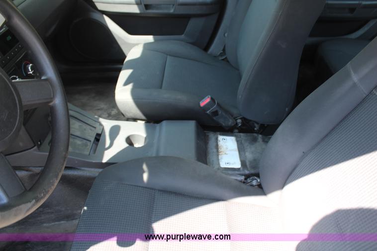 image for item H6618 2009 Dodge Charger SE