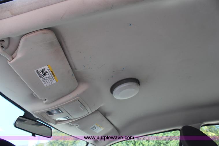 image for item H6618 2009 Dodge Charger SE