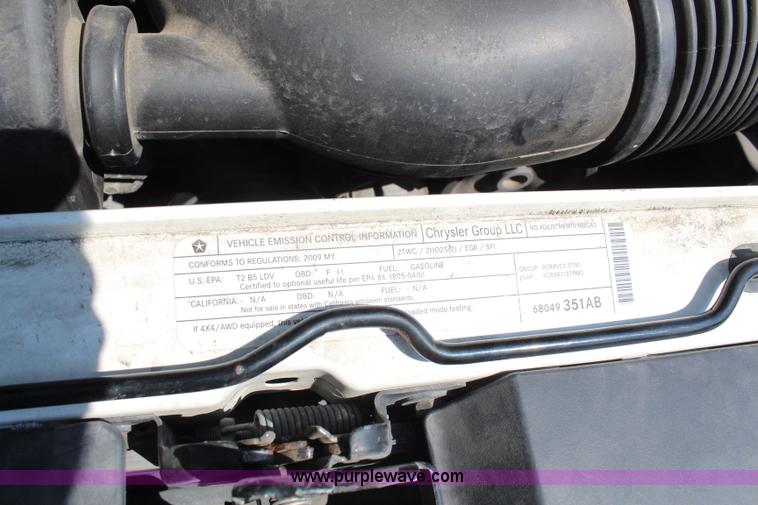image for item H6618 2009 Dodge Charger SE