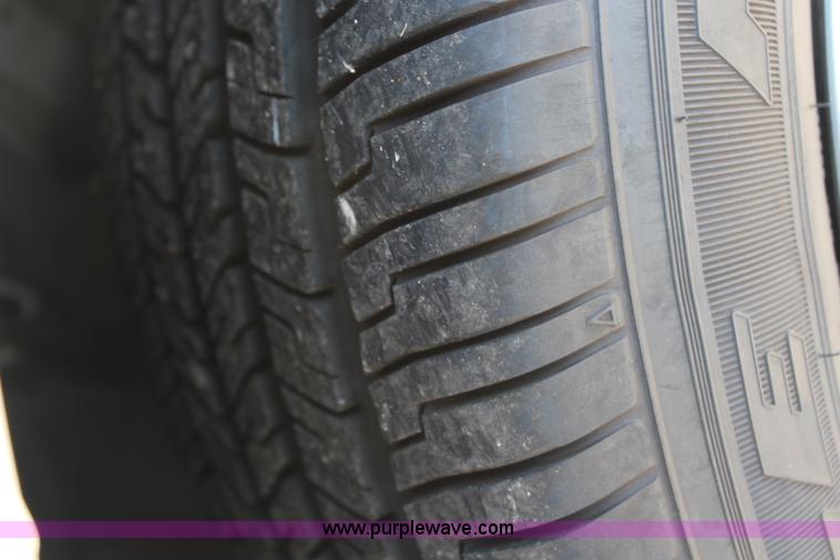 image for item H6618 2009 Dodge Charger SE