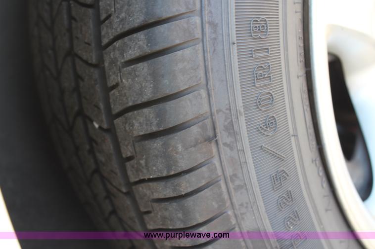 image for item H6618 2009 Dodge Charger SE