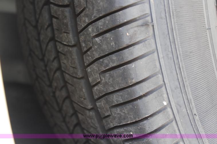 image for item H6618 2009 Dodge Charger SE