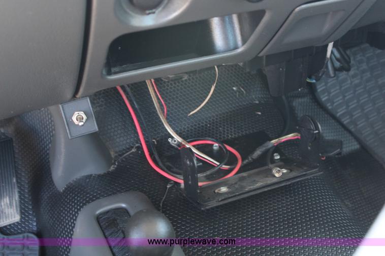 image for item H6623 2006 Chevrolet Silverado 1500 pickup truck