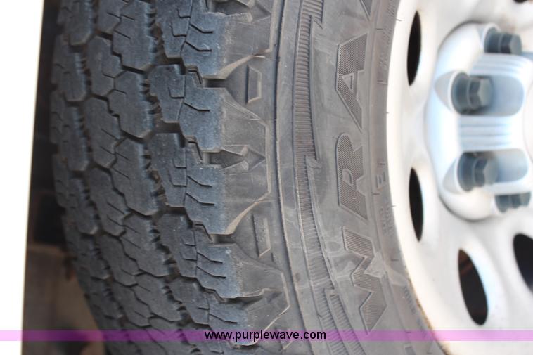 image for item H6624 2006 Chevrolet Silverado 1500 Ext. Cab pickup truck