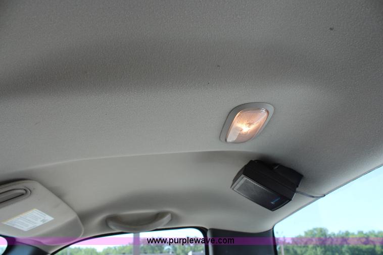 image for item H6625 2005 Chevrolet Silverado 1500HD pickup truck