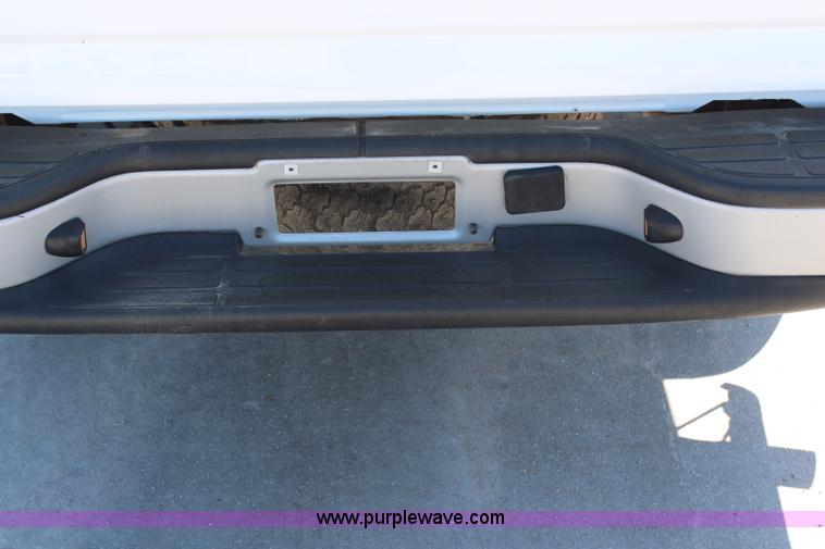 image for item H6625 2005 Chevrolet Silverado 1500HD pickup truck