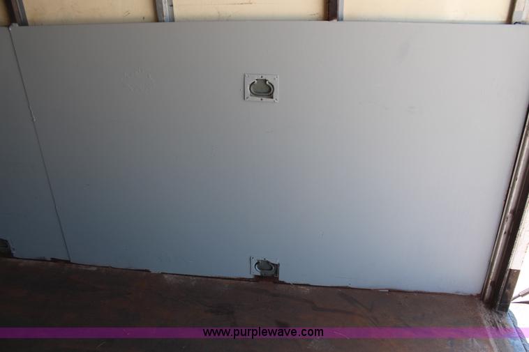 image for item H6631 2001 International 4700 box truck