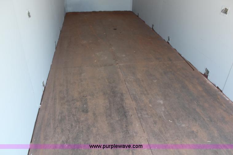 image for item H6631 2001 International 4700 box truck