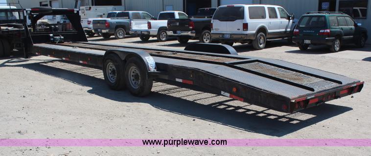 image for item H6632 2002 CTC gooseneck trailer