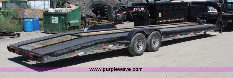 image for item H6632 2002 CTC gooseneck trailer