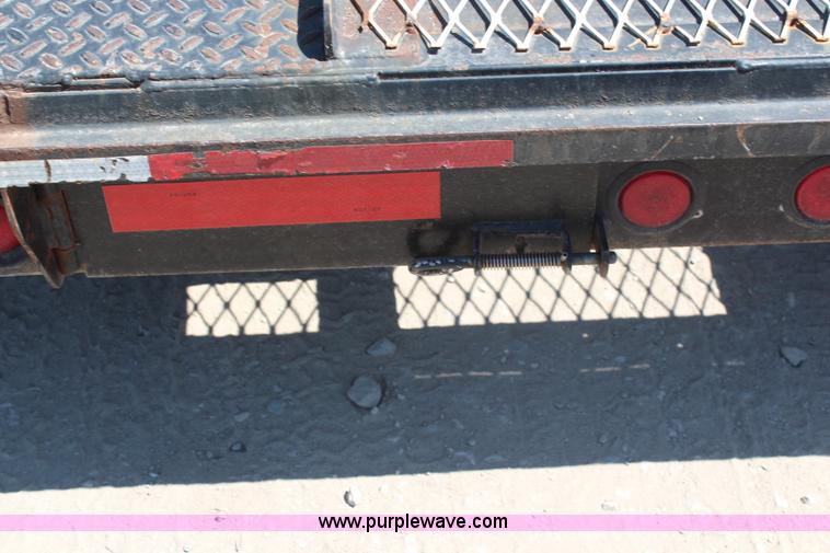 image for item H6632 2002 CTC gooseneck trailer