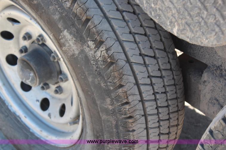 image for item H6632 2002 CTC gooseneck trailer