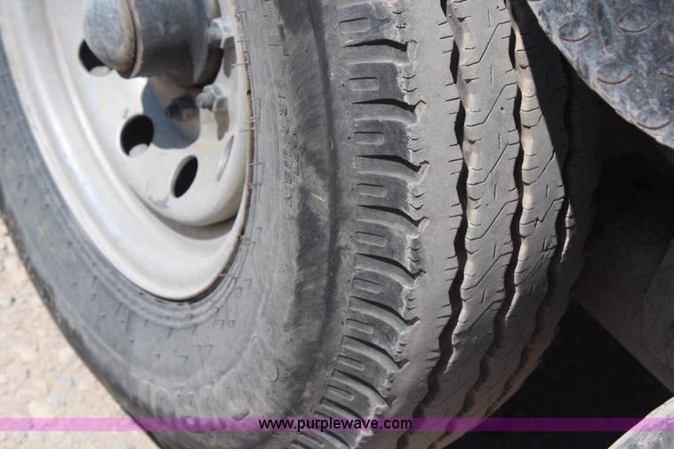 image for item H6632 2002 CTC gooseneck trailer