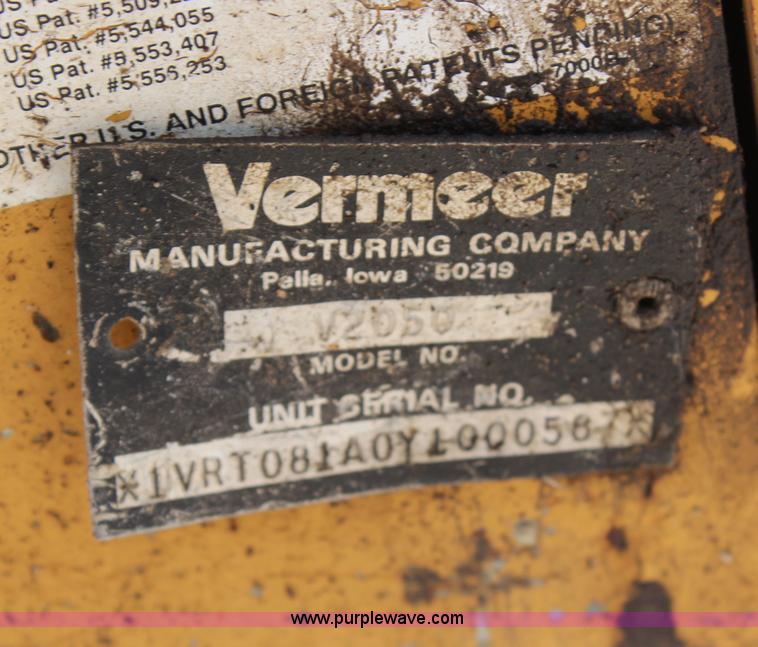 image for item H6633 2000 Vermeer V2050 trencher