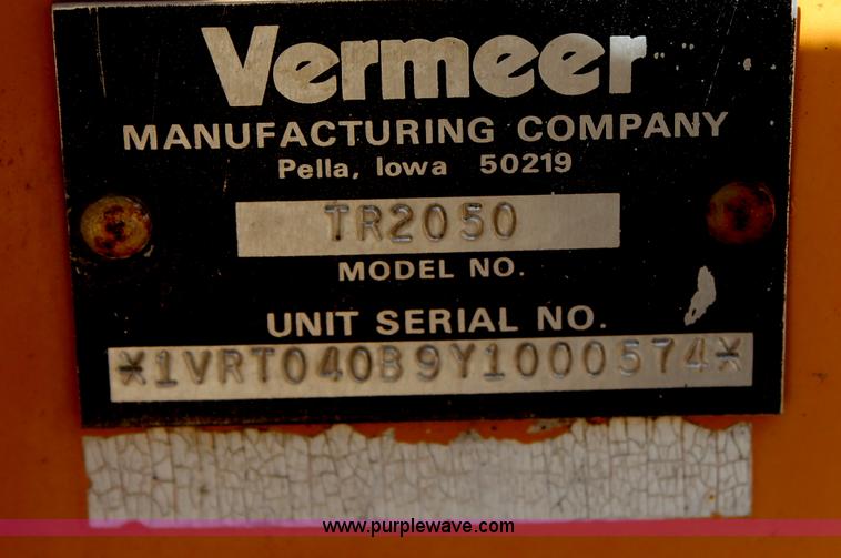 image for item H6633 2000 Vermeer V2050 trencher