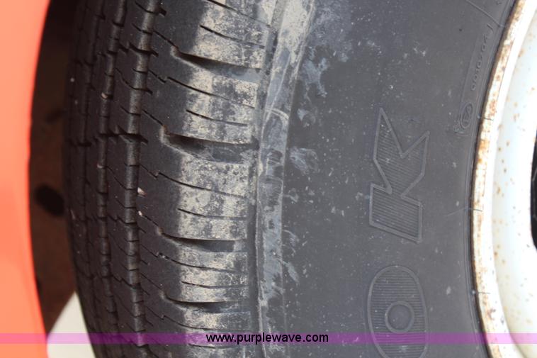 image for item H6644 1989 Ford Econoline E350 box truck