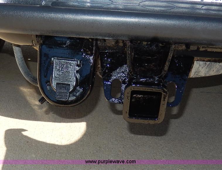 image for item I4333 2005 Chevrolet Silverado 1500 Z71 Off-Road Crew Cab pickup truck