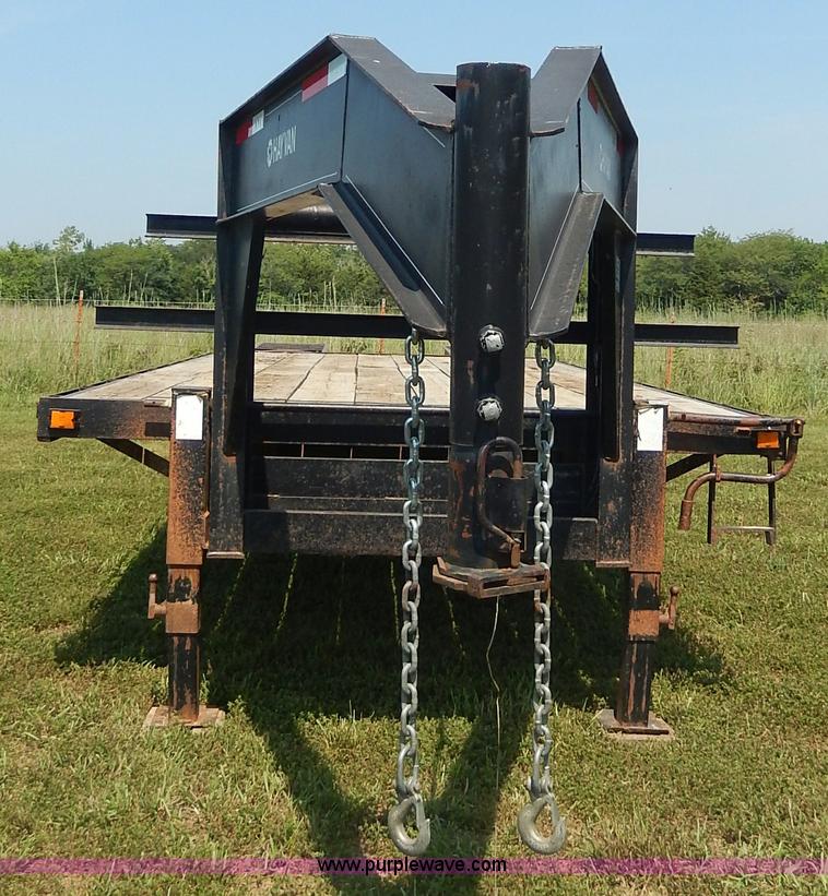 image for item I4343 2005 Hay Van gooseneck trailer