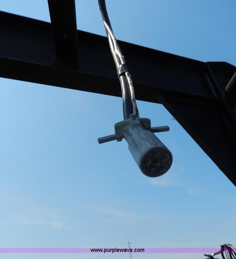 image for item I4343 2005 Hay Van gooseneck trailer