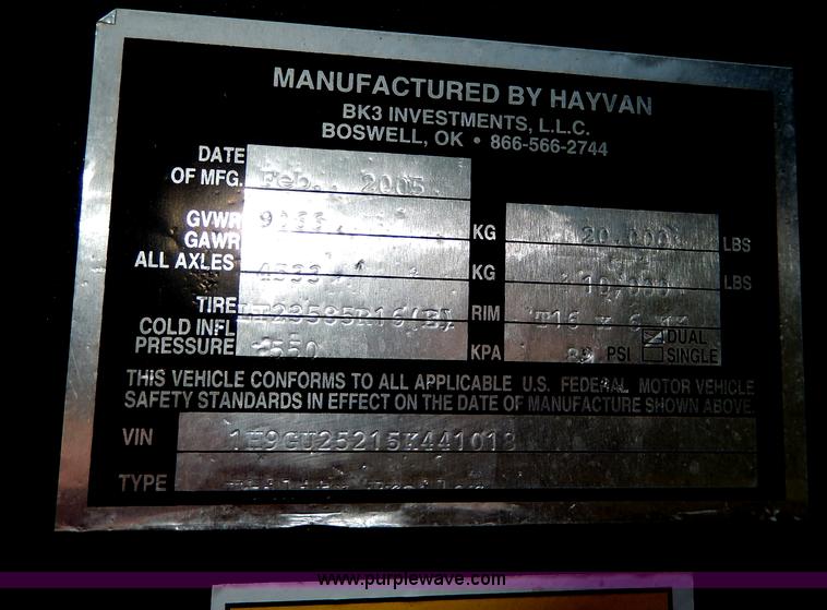 image for item I4343 2005 Hay Van gooseneck trailer