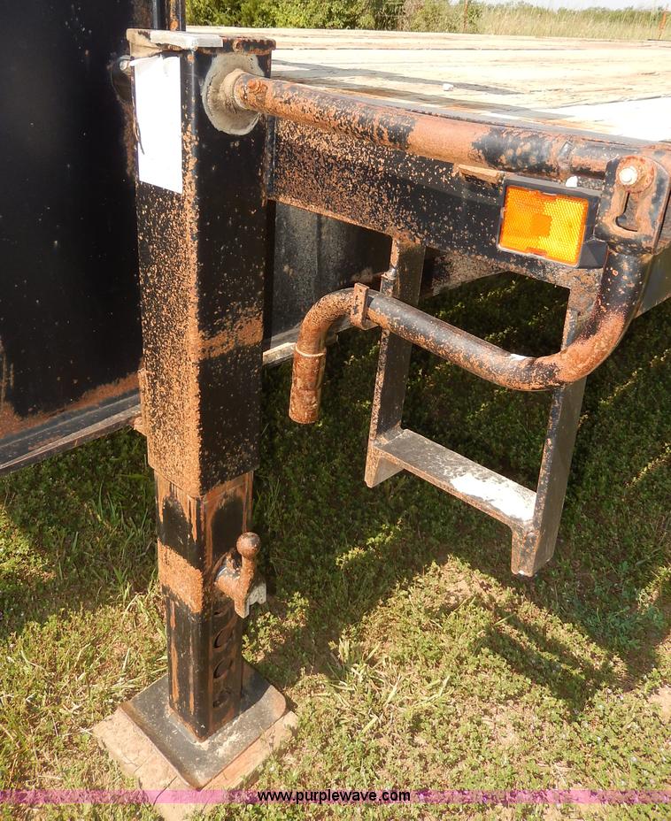 image for item I4343 2005 Hay Van gooseneck trailer