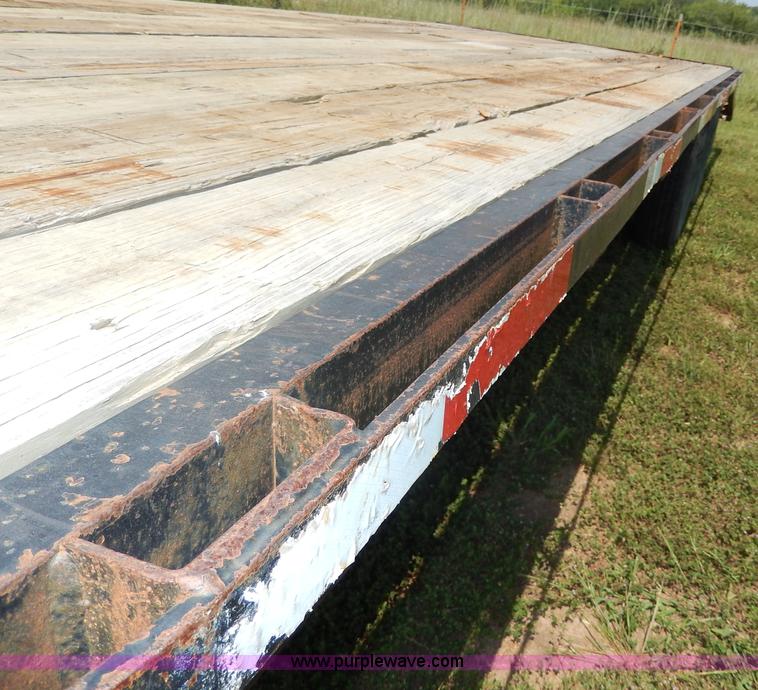 image for item I4343 2005 Hay Van gooseneck trailer