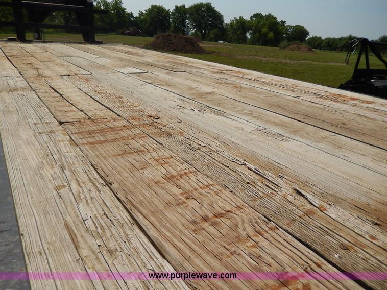 image for item I4343 2005 Hay Van gooseneck trailer