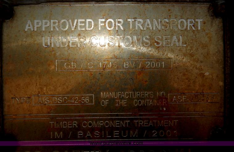 image for item I4352 2001 APL 40' dry storage container